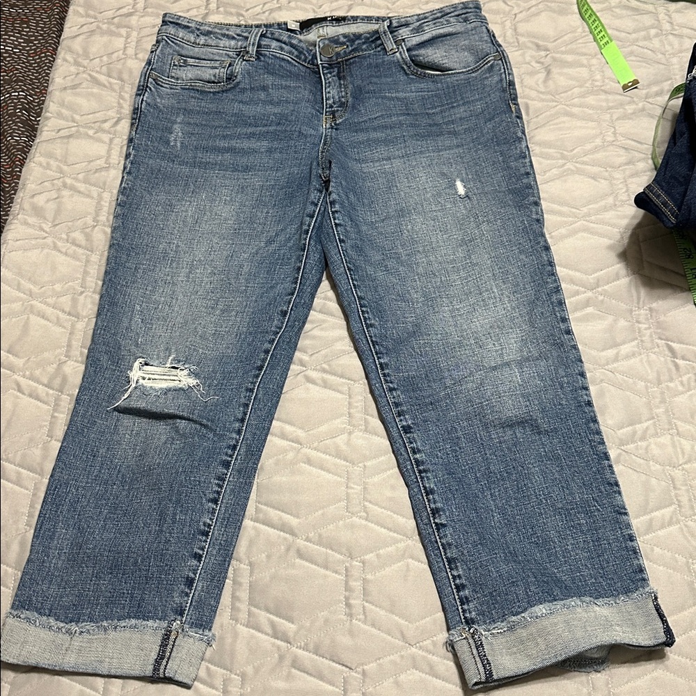Sz 10⭐️Like New Amy Kut Mid Rise Distressed Straight Leg Cuffed Crop Denim 2021